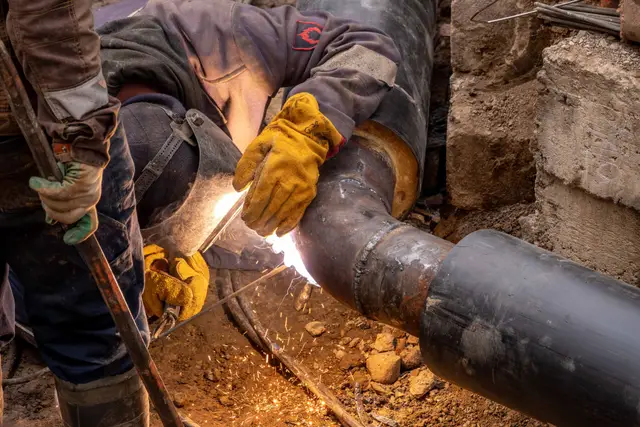 Example photo: on-site weld (welding repairs)