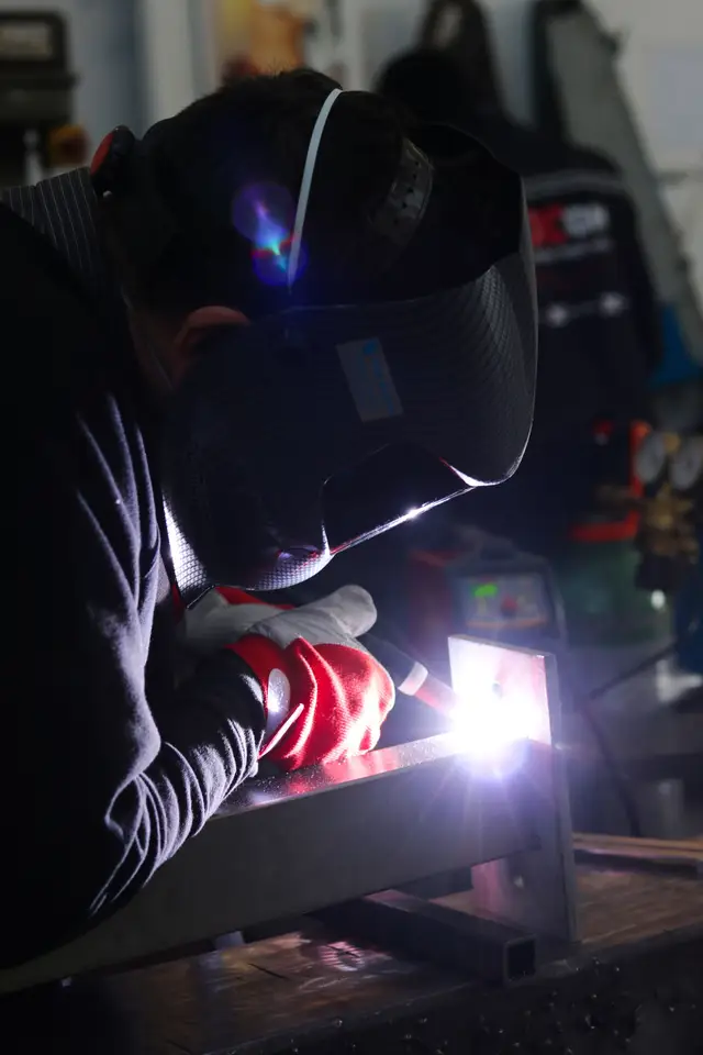 Example photo: weld close-up (welding repairs)